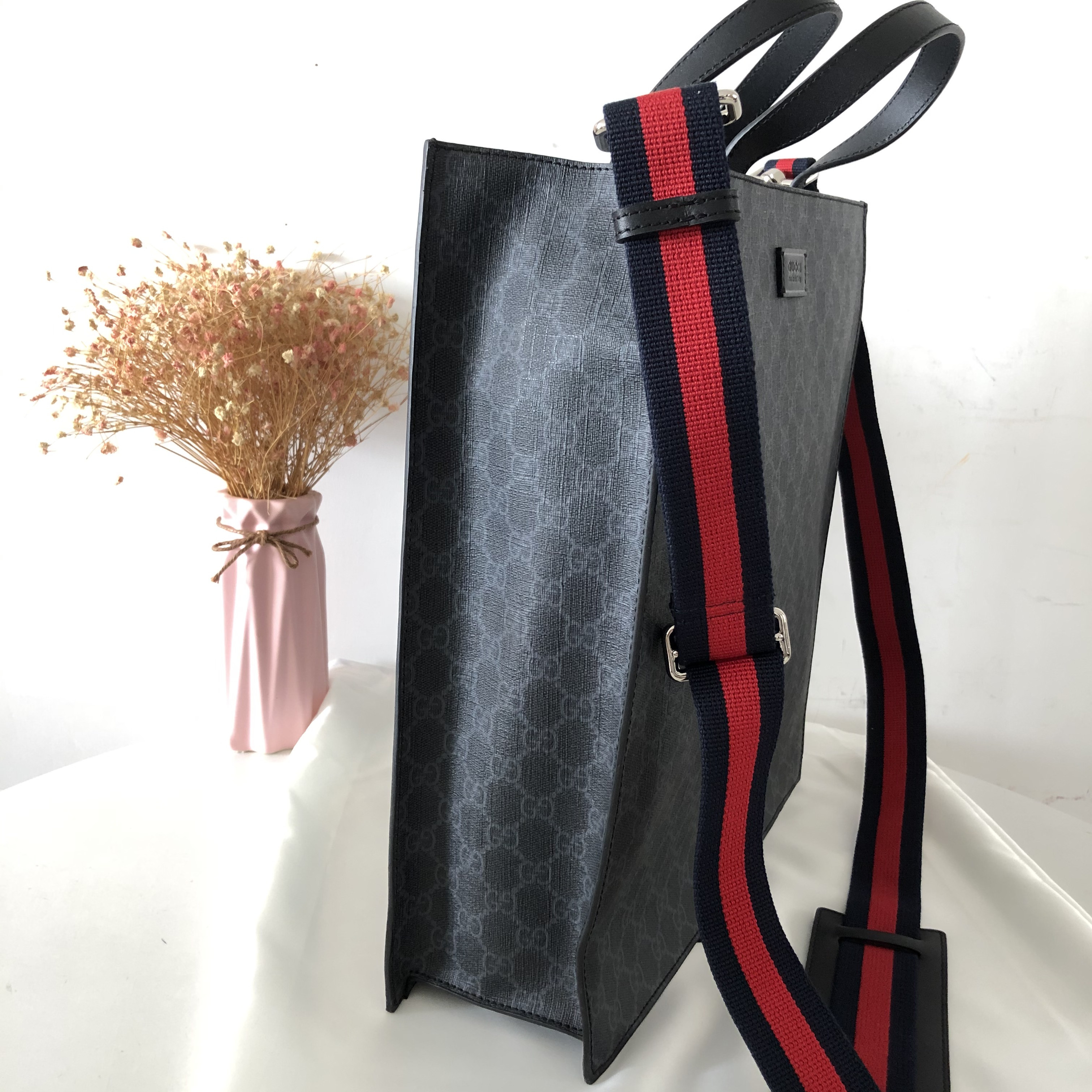 구찌 토트백 GG 미디엄